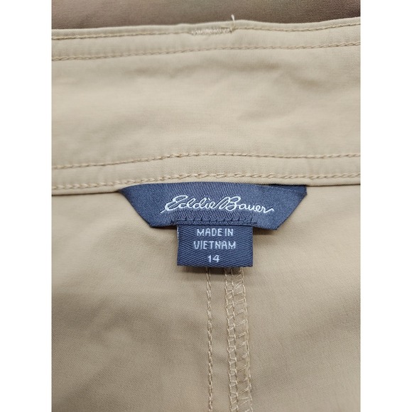 Eddie Bauer Women's Size 14 Khaki Beige Cargo Shorts Hiking Outdoor - Picture 2 of 5